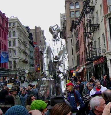 Andy Warhol Statue